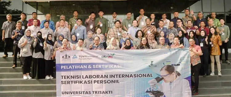 PRESS RELEASE: Tingkatkan Kompetensi Laboran, Universitas Trisakti Gandeng Indo Asia Academy Selenggarakan Pelatihan dan Sertifikasi Teknisi Laboratorium Bertaraf Internasional